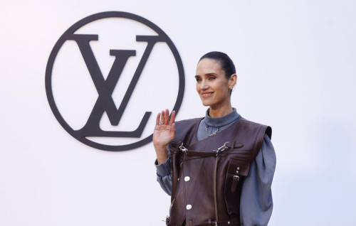 Jennifer Connelly at Louis Vuitton Fashion Show in Barcelona 1