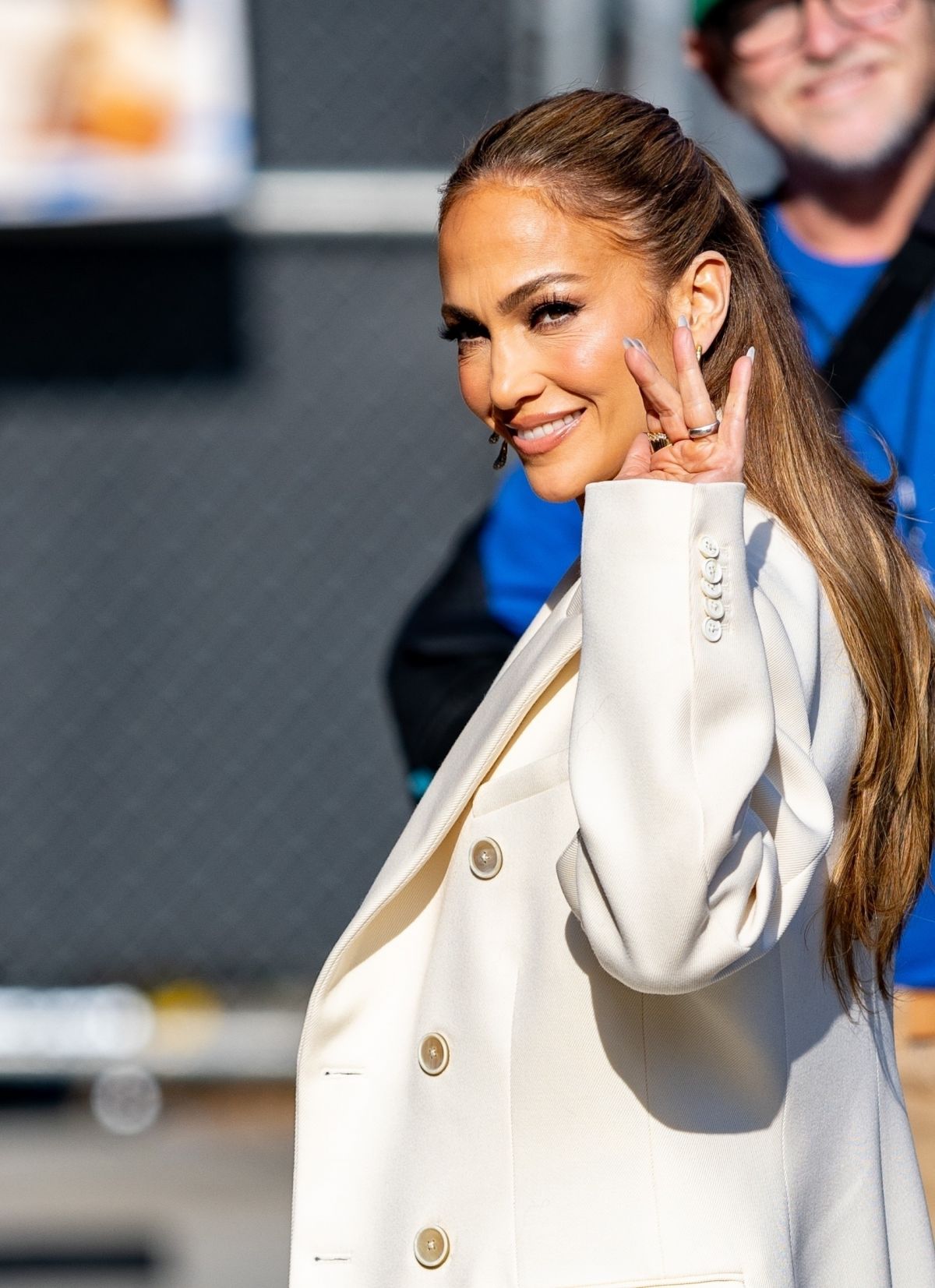 Jennifer Lopez Arrives at Jimmy Kimmel Live in Hollywood