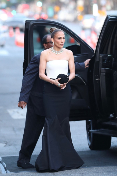 Jennifer Lopez at Atlas Premiere at Egyptian Theatre Hollywood 2