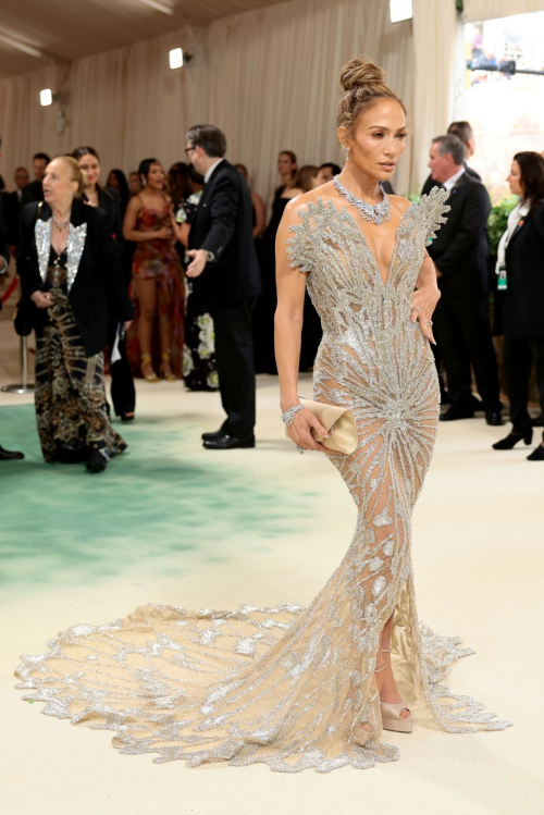 Jennifer Lopez at Met Gala Celebrating Sleeping Beauties in New York 6