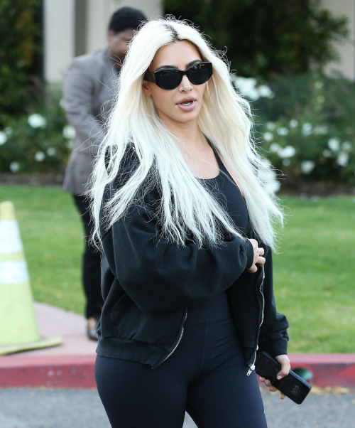 Kim Kardashian Leaving Son’s Basketball Practice in Los Angeles 4