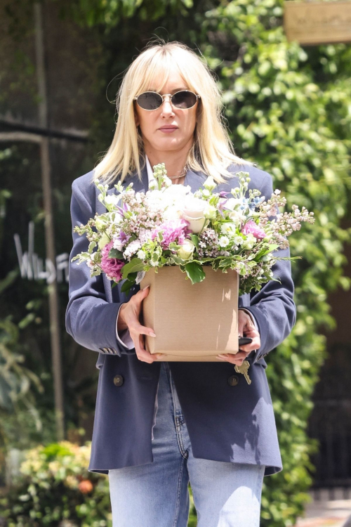 Kimberly Stewart Shopping at WildFlora in Studio City