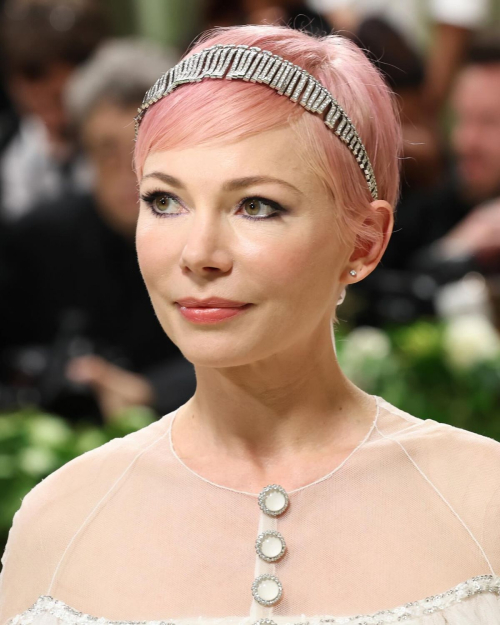 Michelle Williams at Met Gala Celebrating Sleeping Beauties in New York 3