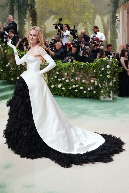 Nicole Kidman at Met Gala Celebrating Sleeping Beauties in New York 2