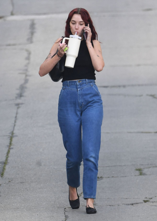 Olivia O’Brien Leaving Recording Studio in Los Angeles 4