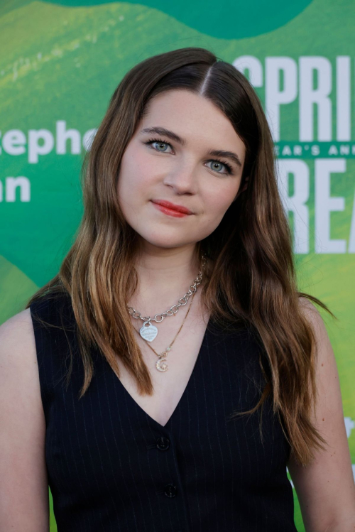 Raegan Revord at City Year Los Angeles Spring Break Event in Inglewood 4