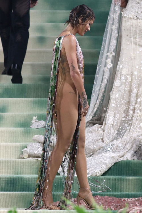 Rita Ora at Met Gala Celebrating Sleeping Beauties in New York 6