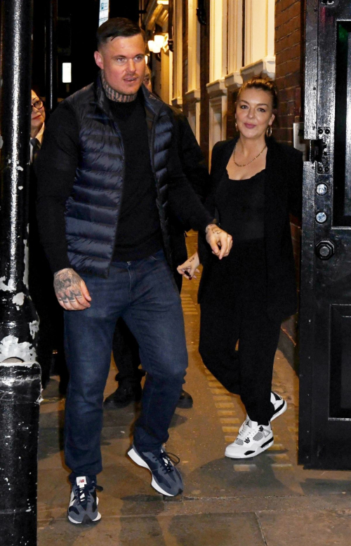 Sheridan Smith Leaves Gielgud Theatre in London 5