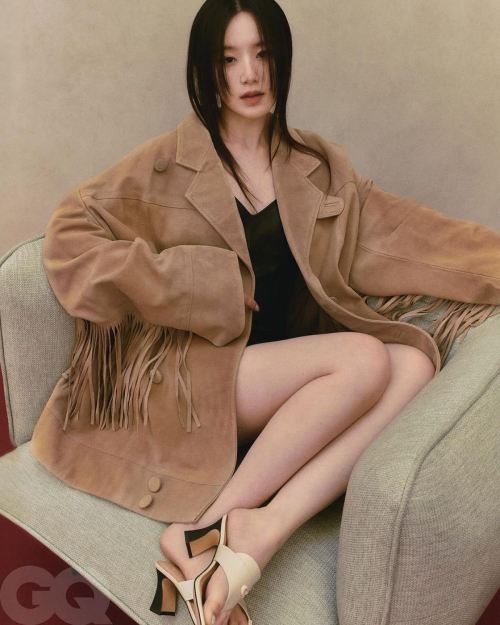 Shuhua for GQ Taiwan May 2024 6