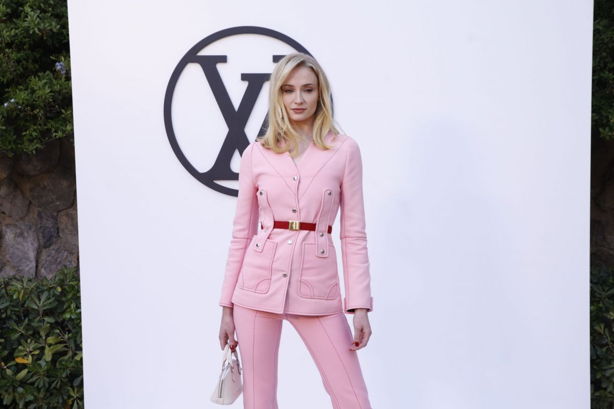 Sophie Turner at Louis Vuitton Cruise 2025 Collection Fashion Show in Barcelona