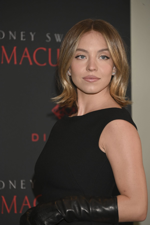 Sydney Sweeney at Immaculate Press Conference in Mexico 9