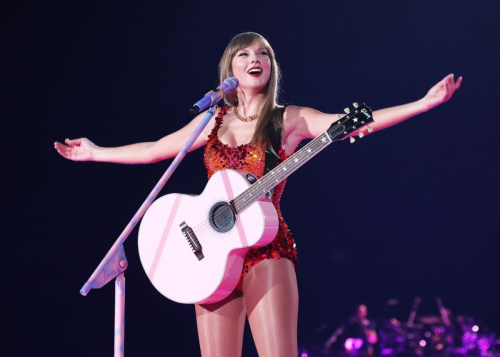 Taylor Swift Performs at The Eras Tour in Paris 7