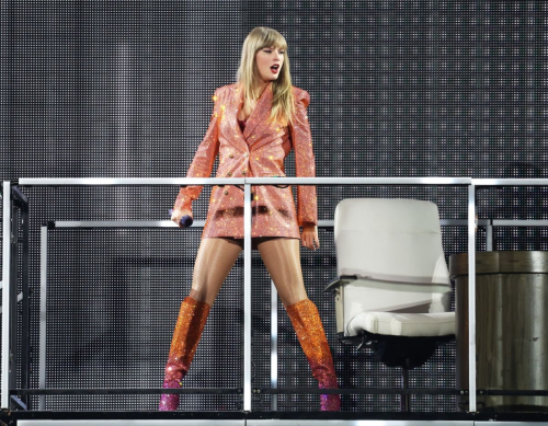 Taylor Swift Performs at The Eras Tour in Paris 8