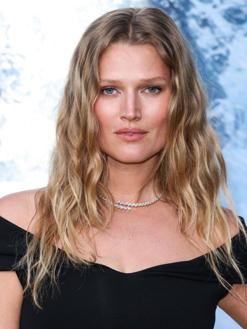 Toni Garrn at Montblanc Event Celebrating 100 Year Anniversary of Meisterstück Pen in Los Angeles 6