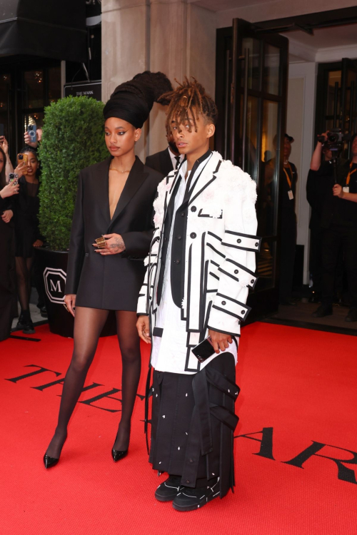 Willow Smith Leaves Mark Hotel for Met Gala in New York 4