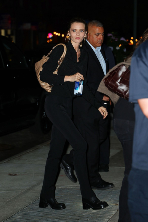 Abbey Lee Kershaw Arrives at The Horizon An American Saga Screening at 92Y in New York 2