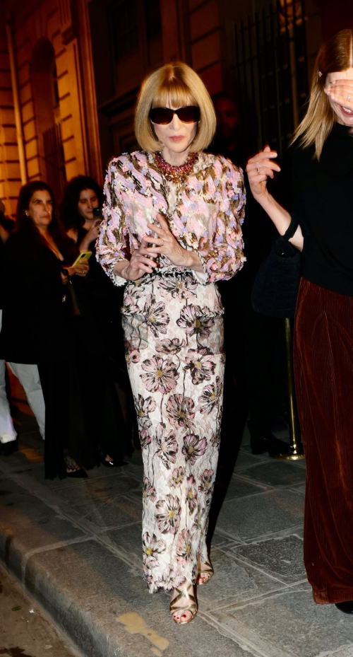 Anna Wintour Arrives at Vogue World After-party in Paris 4