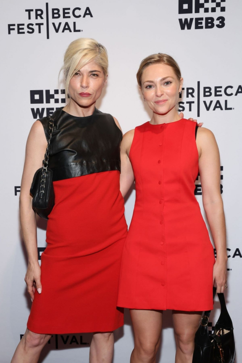 Annasophia Robb and Selma Blair at Tribeca Festival Jury Welcome Lunch in New York 3