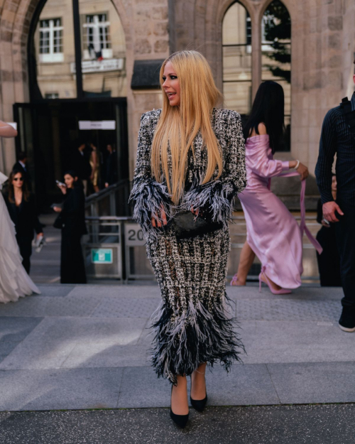 Avril Lavigne WWD Behind the Scenes Paris Tamara Ralph Show June 2024 4