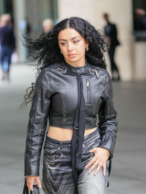 Charli XCX Arrives at BBC Broadcasting House in London 1