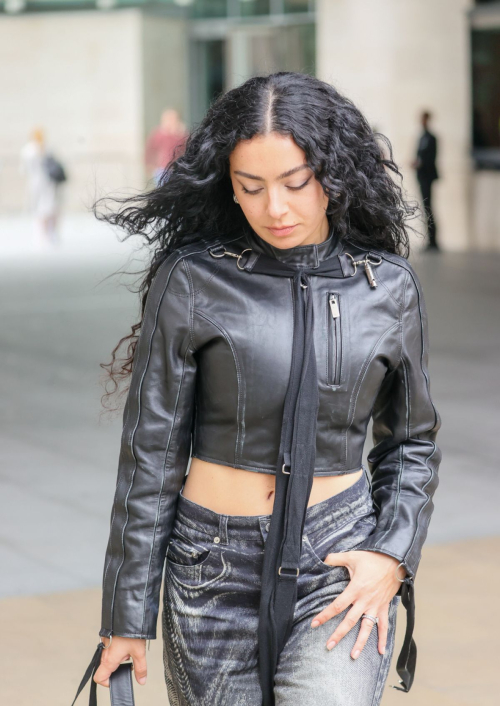 Charli XCX Arrives at BBC Broadcasting House in London 4