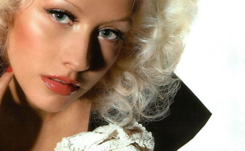 Christina Aguilera for Elle - 2006 2