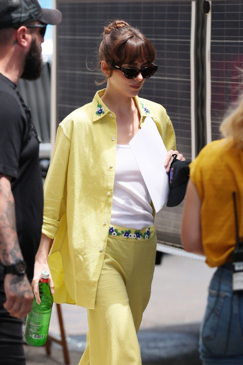 Dakota Johnson Films "Materialists" in Brooklyn 5