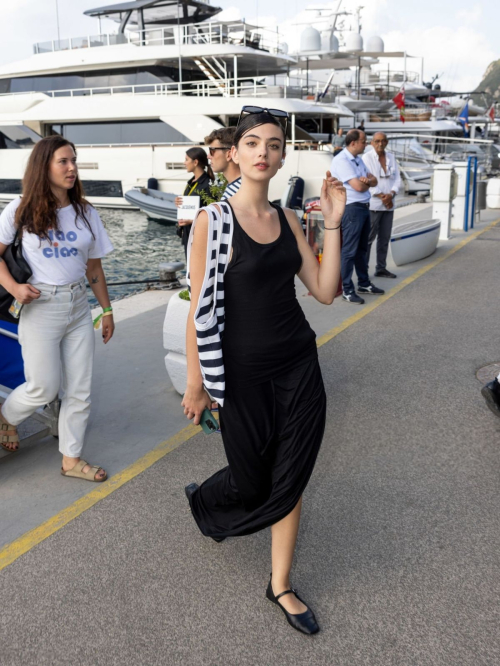 Deva Cassel at Jacquemus La Casa Cruise in Capri 4