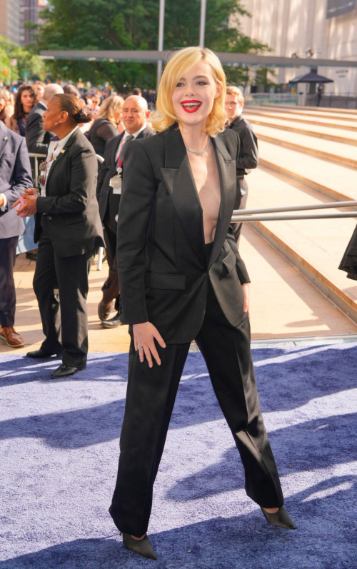 Elle Fanning Arrives at Tony Awards in New York 2