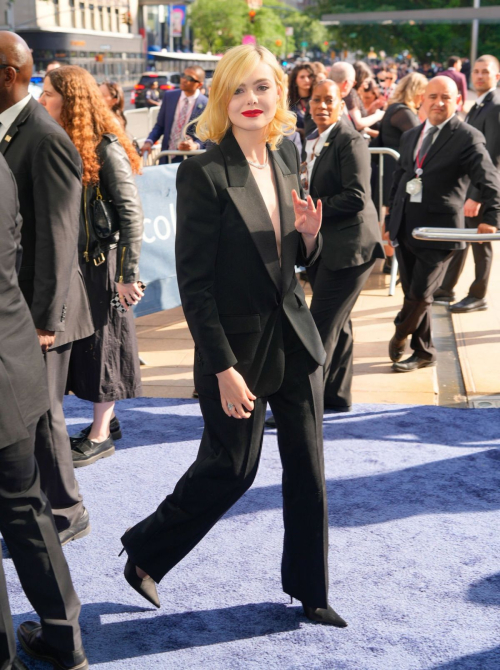 Elle Fanning Arrives at Tony Awards in New York 5