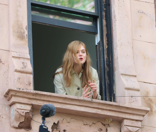 Elle Fanning on the Set of "A Complete Unknown" in Hoboken, New Jersey 6