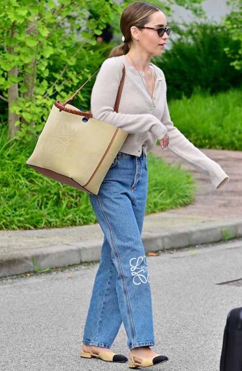 Emilia Clarke Out in Venice 4