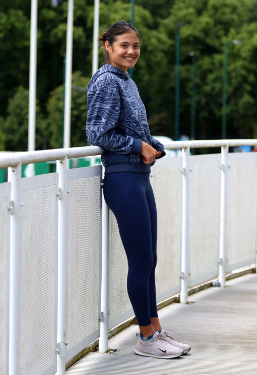 Emma Raducanu at Press Conference and Poses for Media Photos at Rothesay Open in Nottingham