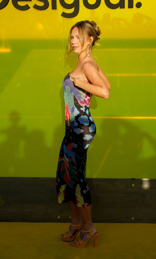 Ester Exp√≥sito at Desigual Fashion Show in Barcelona 5