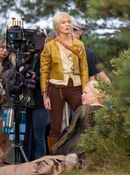 Freya Allan on the Set of The Witcher 1