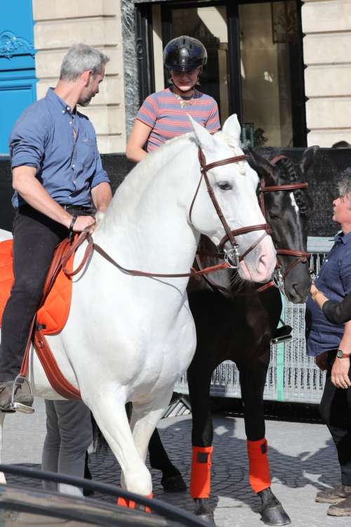 Gigi Hadid Riding on Horseback Through Paris 1