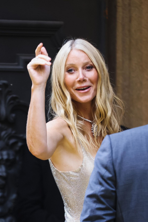 Gwyneth Paltrow Arrives for Swarovski Masters of Light Exhibition Palazzo Citterio 2