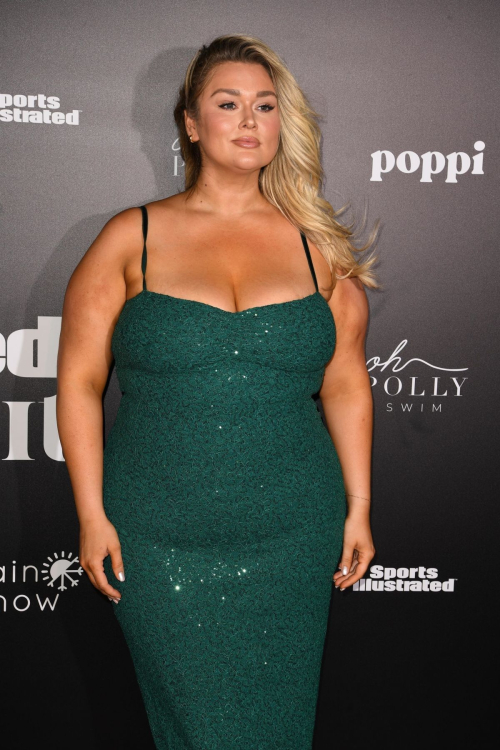 Hunter McGrady at Sports Illustrated Swimsuit Runway Show in Miami Beach 2