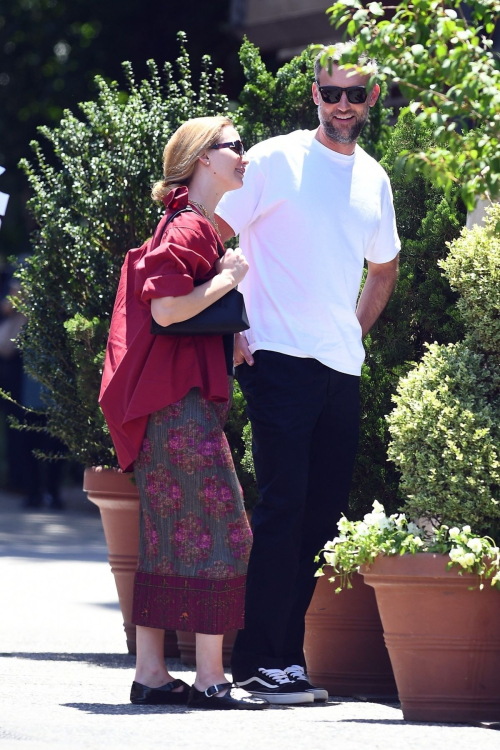 Jennifer Lawrence and Cooke Maroney Out for Lunch at King Restaurant in New York 5