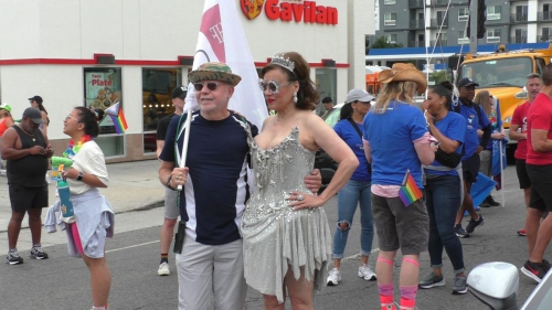 Jennifer Tilly Joins Pride Parade in Hollywood 3