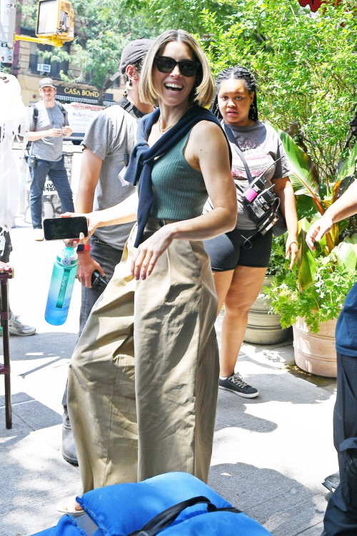 Jessica Biel On the Set of The Better Sister New York 2