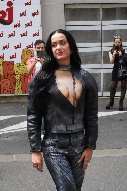 Katy Perry Arrives at NRJ Radio in Paris