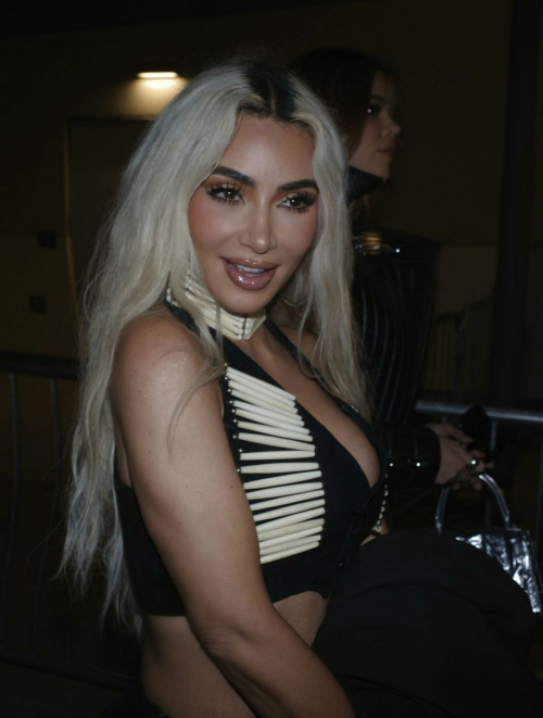 Kim Kardashian Leaves Janet Jackson‚Äôs Concert Palm Desert Arena 5