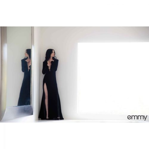 Krysten Ritter for Emmy Magazine 4