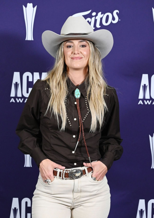 Lainey Wilson at 59th Academy of Country Music Awards in Frisco 4