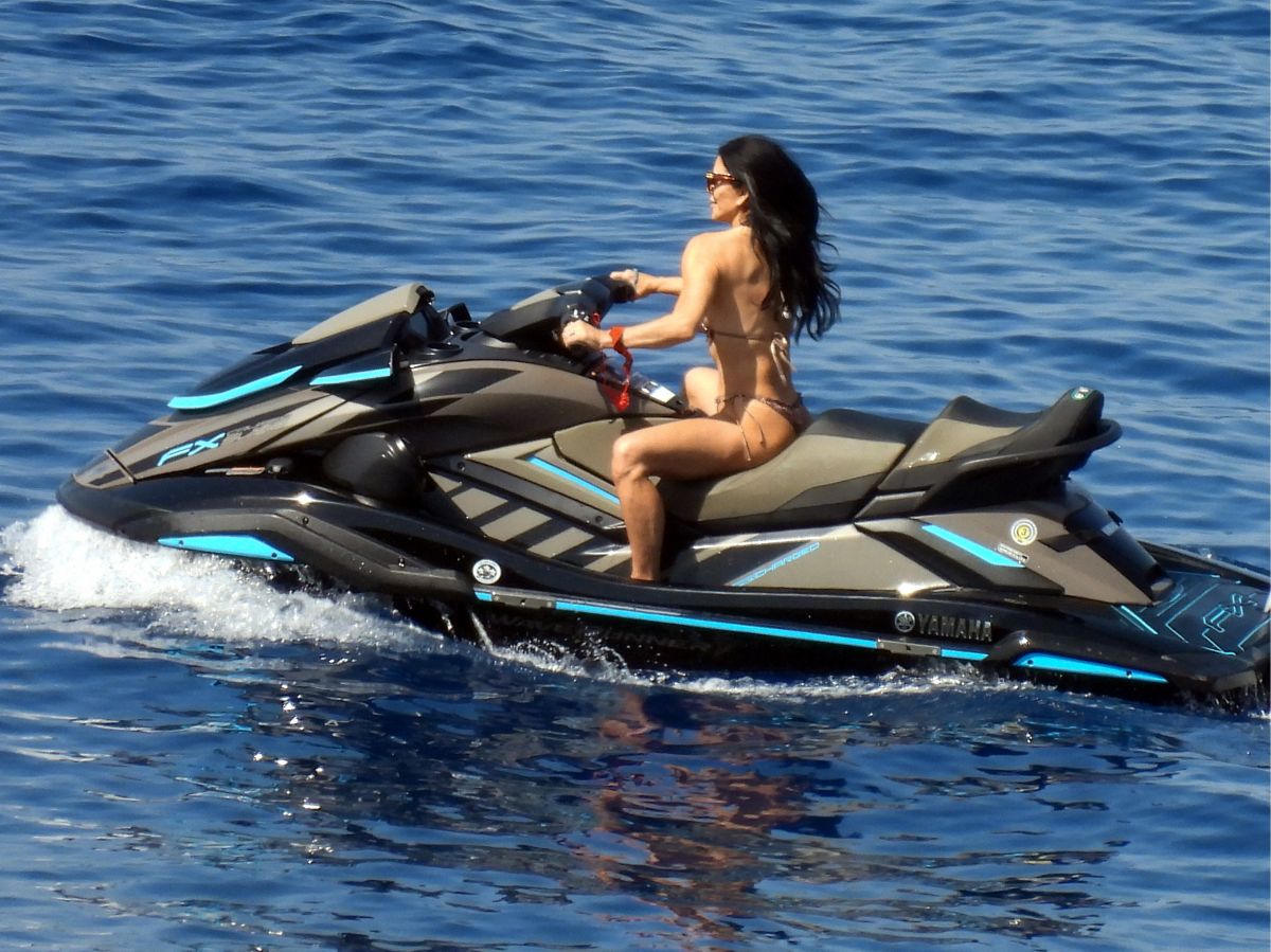 Lauren Sanchez Bikini Jet Skis Aegean Sea Greece