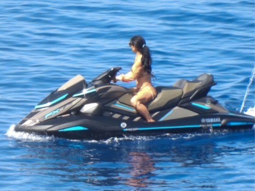 Lauren Sanchez Bikini Jet Skis Aegean Sea Greece 2