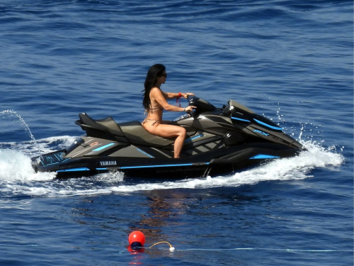 Lauren Sanchez Bikini Jet Skis Aegean Sea Greece 6