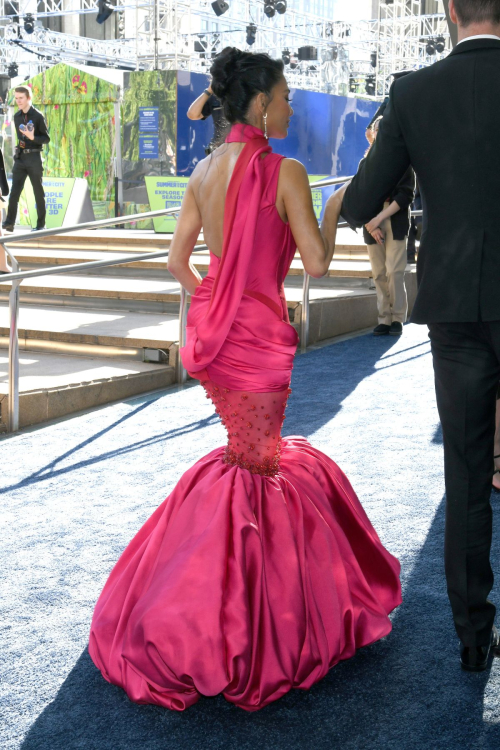 Nicole Scherzinger Arrives at 77th Annual Tony Awards in New York 4