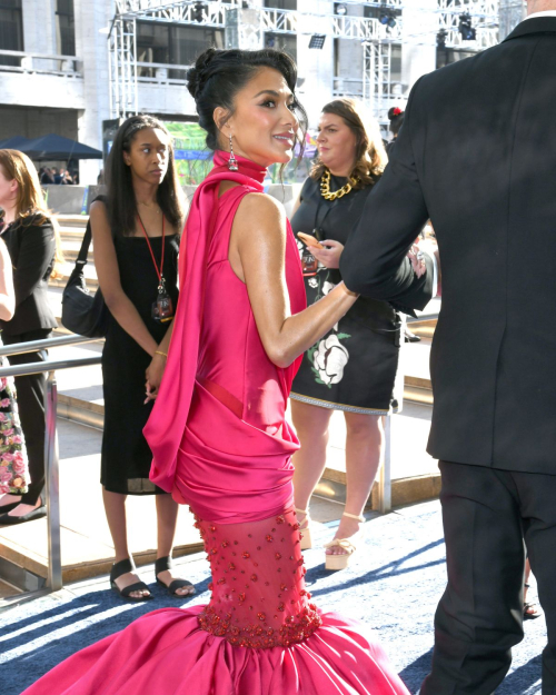 Nicole Scherzinger Arrives at 77th Annual Tony Awards in New York 6